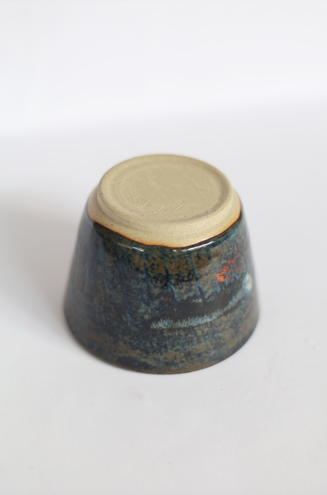 Barrow Arts - Medium Vessel (MV3) - Navy