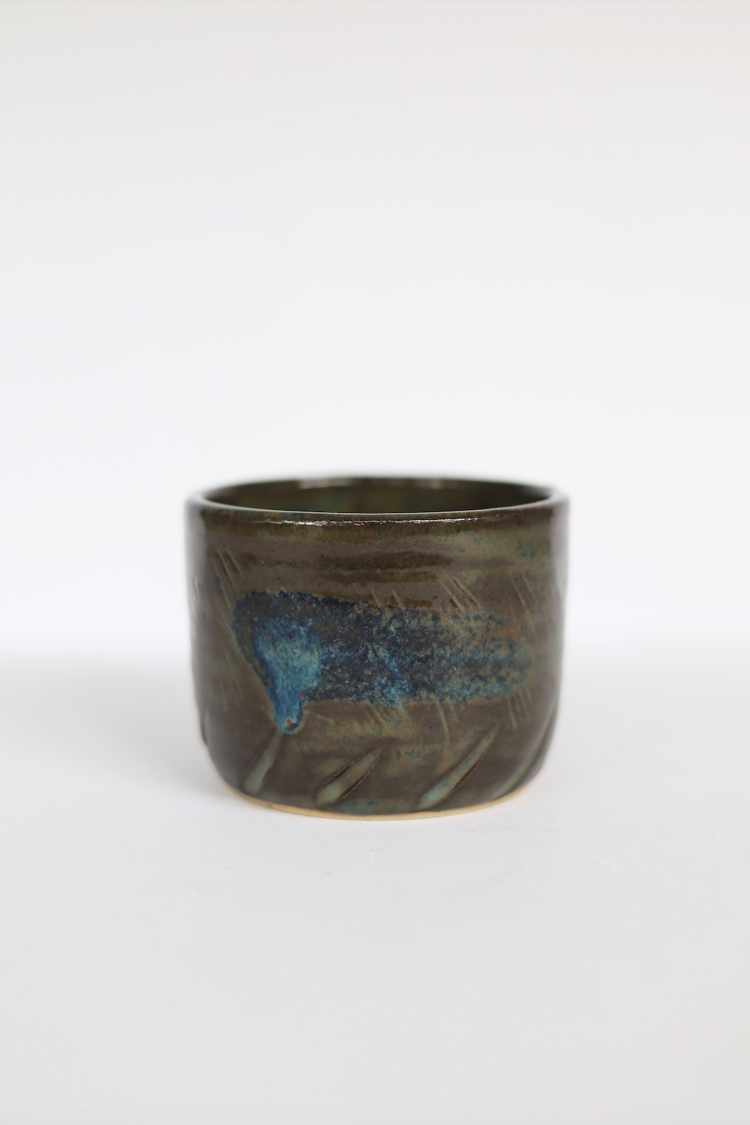 Barrow Arts - Medium Vessel (MV1) - Brown