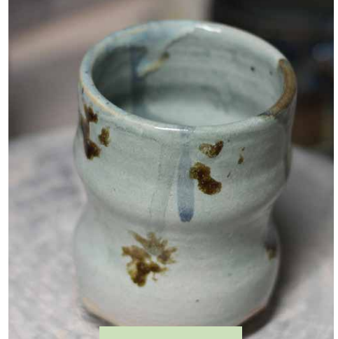 Barrow Arts -Large Off-white brown splatter cup (no handle) AC2