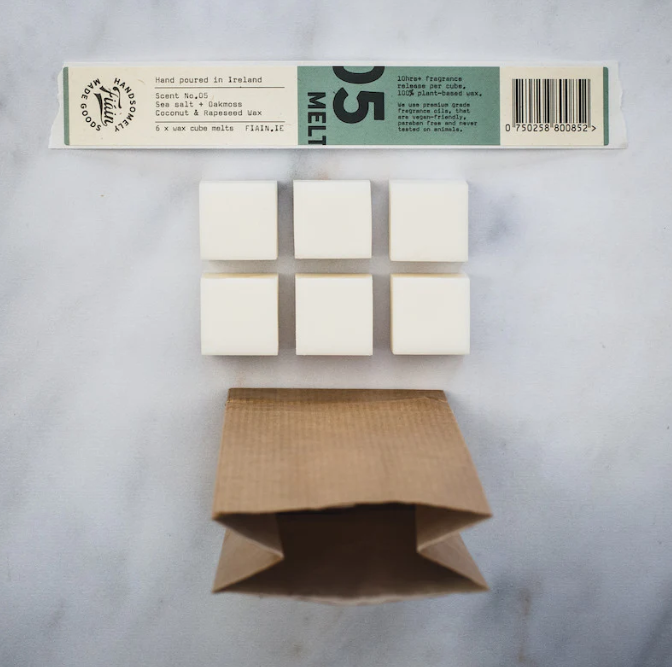 Fiáin Wax Melts 05 | Sea Salt + Oakmoss
