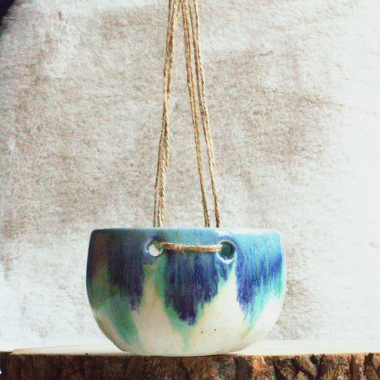 Gillybean Pottery - Hidden Bays Hanging Planter