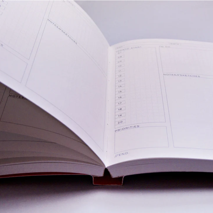 LARGE WEEKLY PLANNER FROM THE COMPLETIST