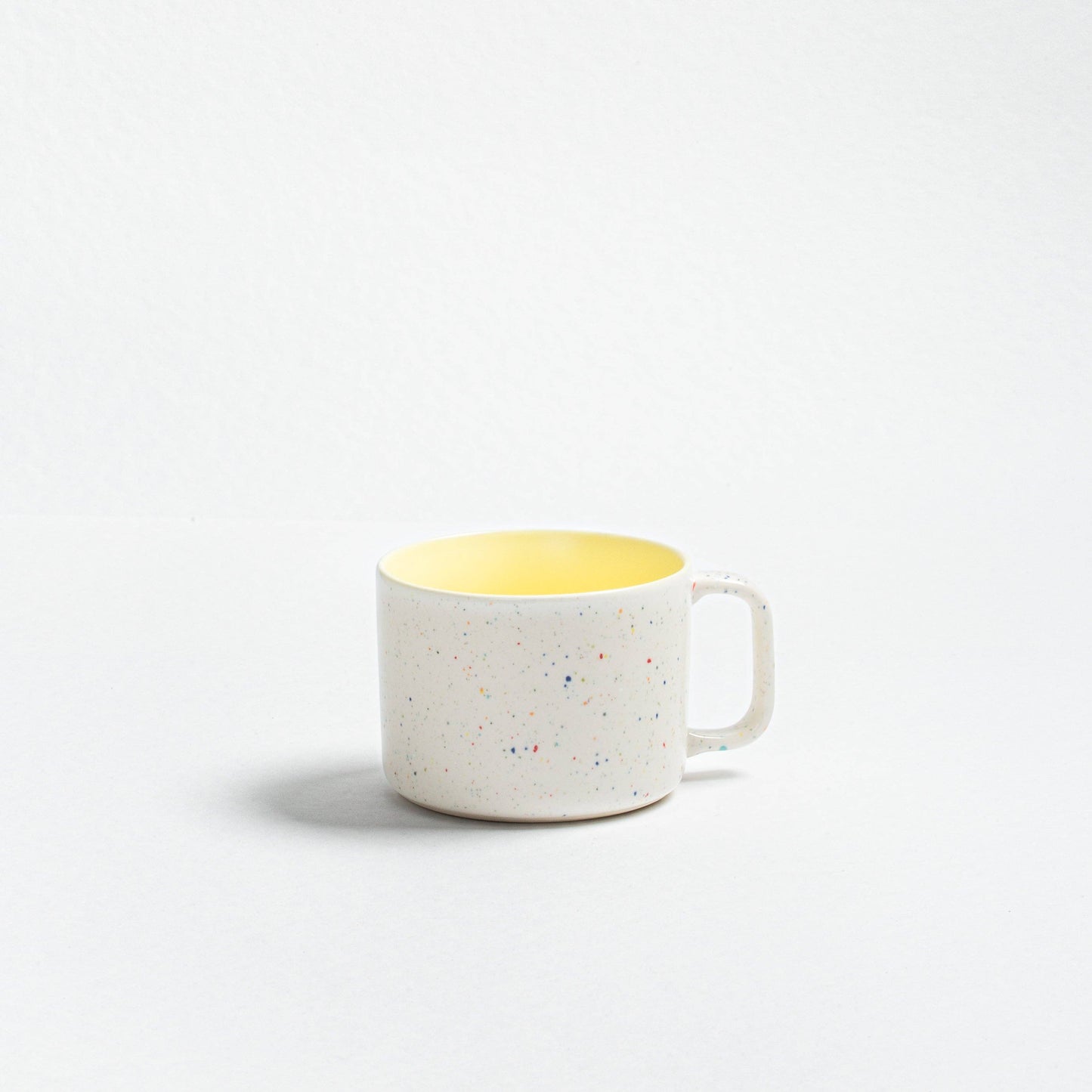 Breeze Party Out Stoneware Mug 450ml Yellow